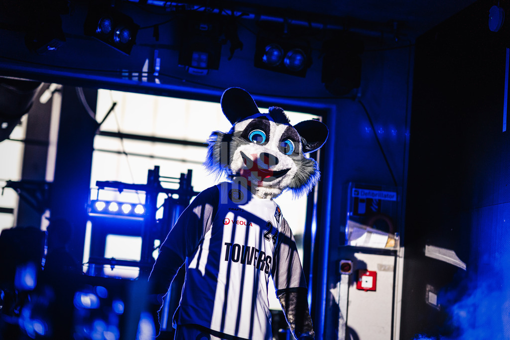 Basketball | Männer | Saison 2023/2024 | easyCredit Basketball Bundesliga | 31. Spieltag | Veolia Towers Hamburg vs. HAKRO Merlins Crailsheim | 30.04.2024 | Willy