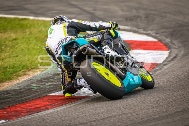 0377-250723NR-029_377 | Deine Full-Service-Agentur für ✔️Videoproduktionen und ✔️Motorsportfotografie Jetzt Angebot anfragen!