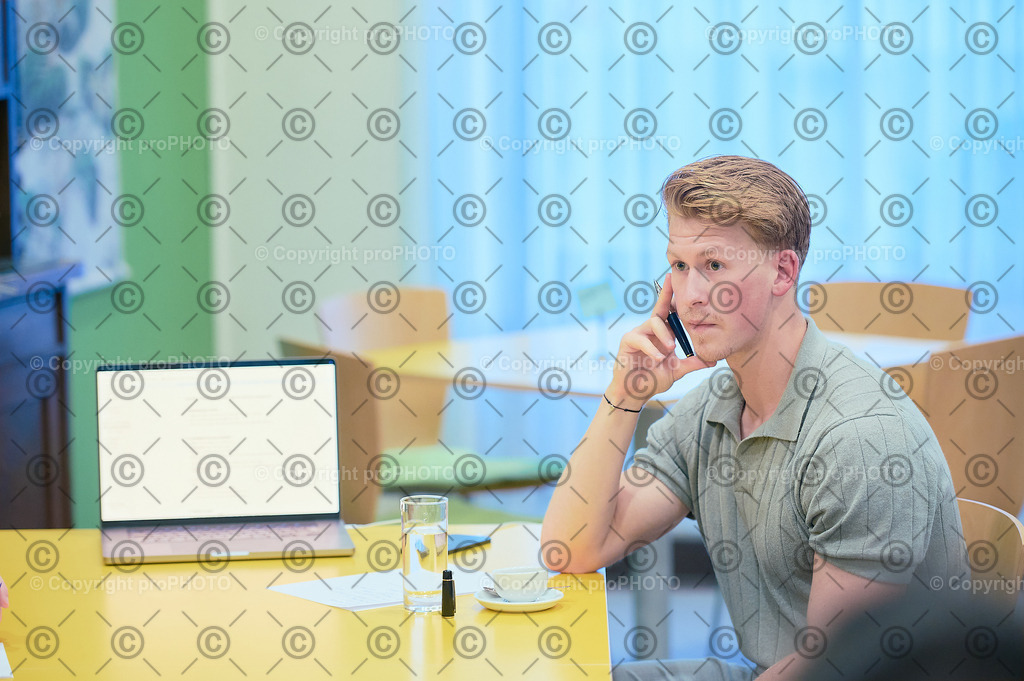 371_202509_EmployerBranding_NZ6_0414 | proPHOTO - Realisiert mit Pictrs.com