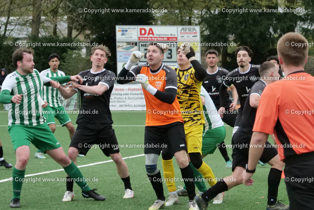 Fußball : Kreisliga A : TV Voerde - Rheingold Emmerich am 29.03.2026  in Voerde. | Fußball : Kreisliga A : TV Voerde - Rheingold Emmerich am 29.03.2026  in Voerde. - Realisiert mit Pictrs.com