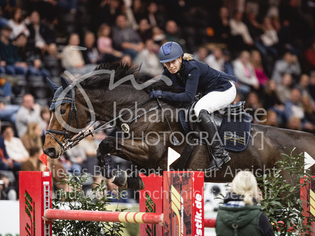 231028_Oldenburg_S1-Spr_Amateure-237 | Deine schönsten Turniermomente als professionelle Fotos! Entdecke hochwertige Pferdesport-Fotografie im Online-Shop. Jetzt Fotos finden & bestellen!