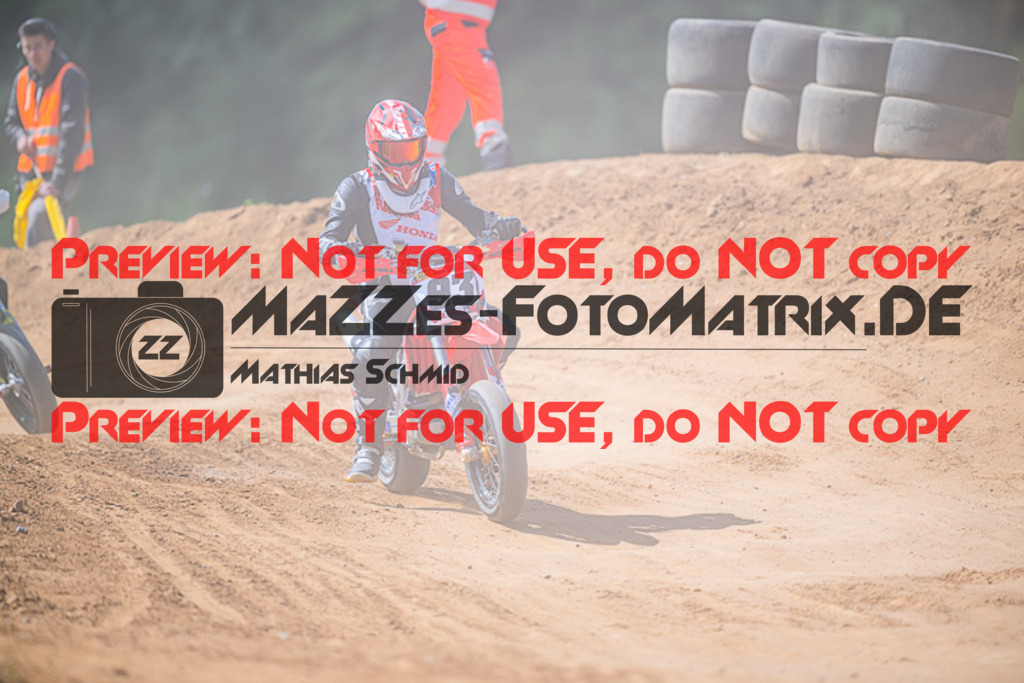 MaZZes_FotoMatrix_220529_6210 | Fotograf Mathias Schmid
Sportfotograf,
Eventfotograf,
Hochzeitsfotograf,
Portraitfotograf