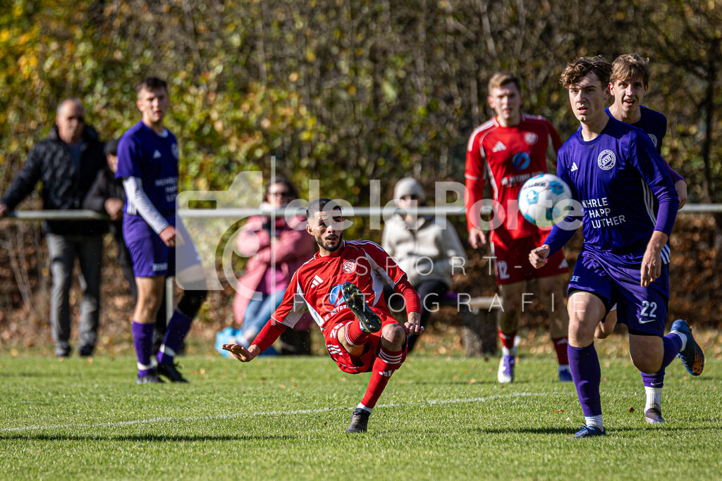 Sperber Veerßen - Abdellaoui_ Ilyes (beim Torschuss) vs SV Holdenstedt II 191025 dlP | immodelaporte-sportfotos - Realisiert mit Pictrs.com
