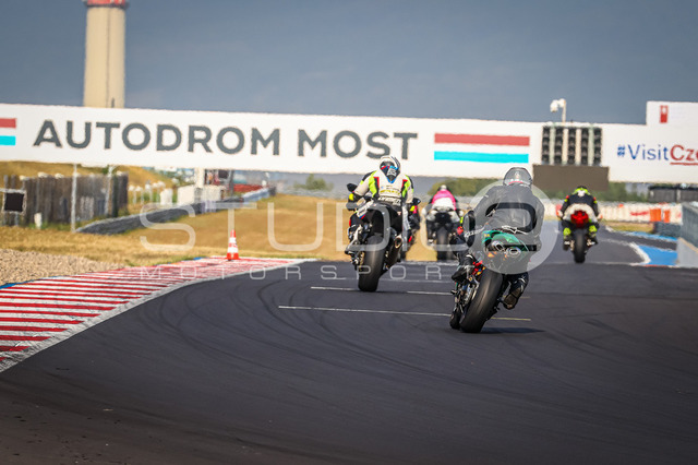 0321-260804MM-007_321 | Deine Full-Service-Agentur für ✔️Videoproduktionen und ✔️Motorsportfotografie Jetzt Angebot anfragen!