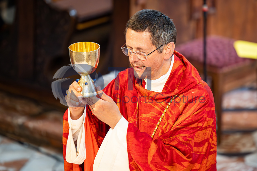 _06_9110-Verbessert-RR | Firmung Dom Klagenfurt 8.6.24