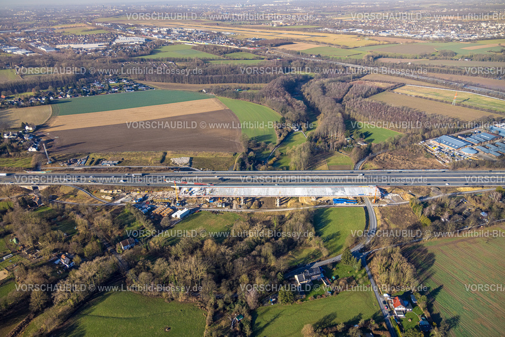 Unna240100220 | Luftbild, Baustelle mit Ersatzneubau Liedbachtalbrücke der Autobahn A1 nahe dem Autobahnkreuz Dortmund/Unna, Verkehrssituation, Massen, Unna, Ruhrgebiet, Nordrhein-Westfalen, Deutschland