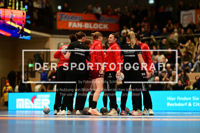 Handball I Frauen I Saison 2025-2026 I 1. HBF I 10. Spieltag I Buxtehuder SV - HSG Bensheim-Auerbach I 79563 | Der Sportfotograf. - Realisiert mit Pictrs.com
