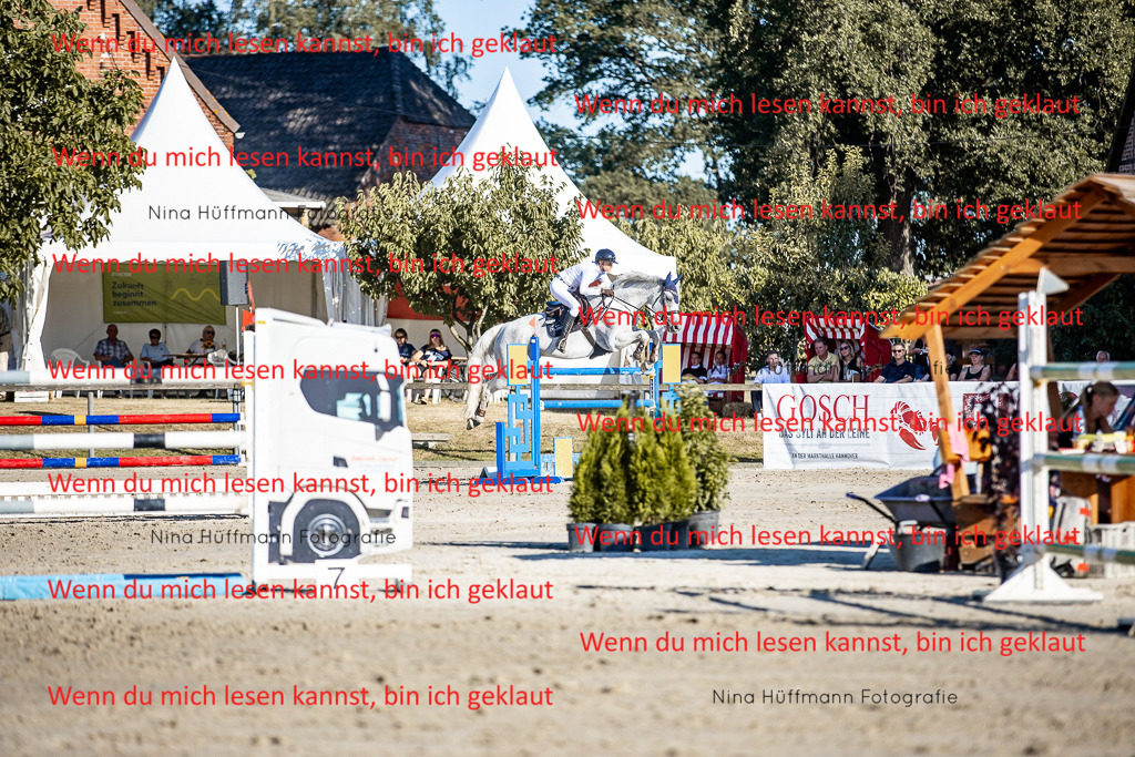 BK1A8248 | Turnierbilder Turnierfotos Nina Hüffmann Turnierfotografie Pferdefotografie Tierzeichnung Haustierzeichnung Pferdezeichnung Hundezeichnung Videograf  - Realisiert mit Pictrs.com