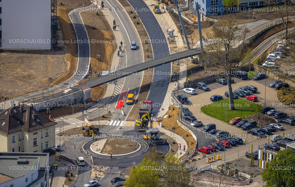 Witten230402369 | Luftbild, Pferdebachstraße Baustelle mit Sanierung, neuer Kreisverkehr, Rheinischer Esel Radwegbrücke, Sonnenschein, Witten, Ruhrgebiet, Nordrhein-Westfalen, Deutschland