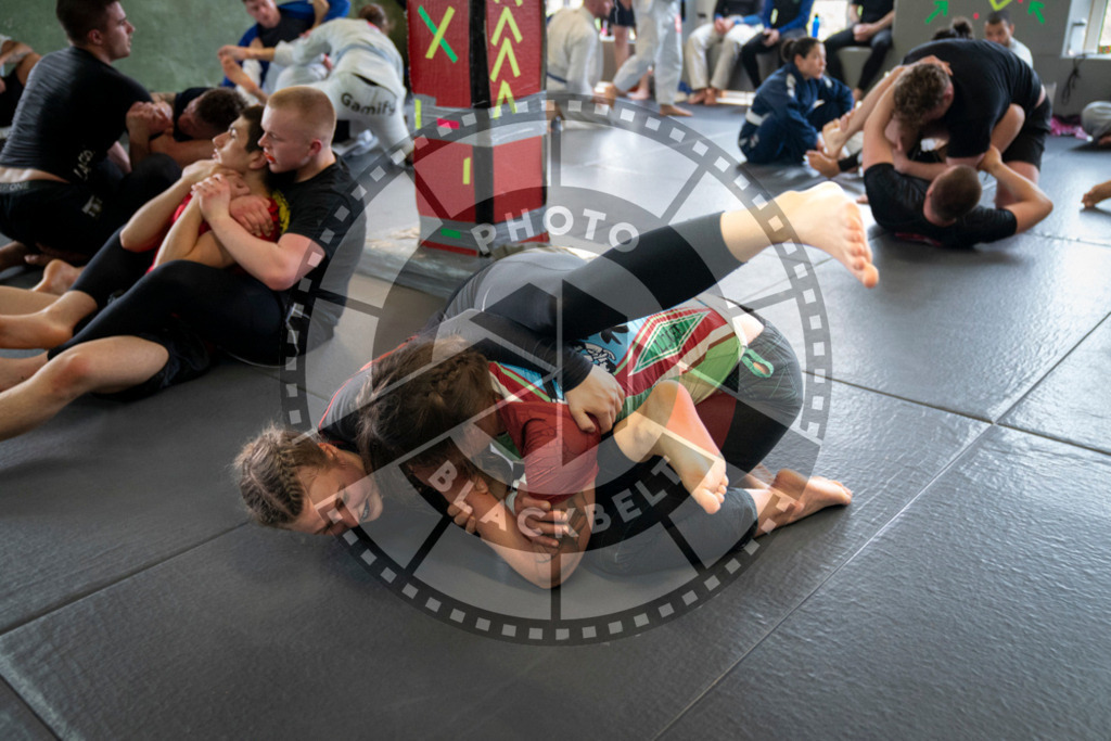 20240413PBB7143 | Fighters compete during the Grapplethon 24hours of rolling for a reason in Hamburg, Germany, on April 13, 2024.