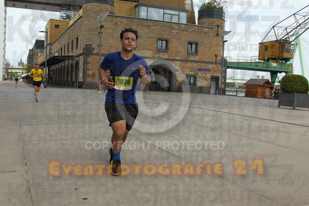 250920_1319_EV4_5239 | Sportfotografie im Rhein-Sieg Kreis, Köln, Bonn, NRW, Rheinland Pfalz, Hessen, etc. Unser Tätigkeitsfeld umfasst den Laufsport vom Volkslauf über den Marathon, Duathlon, Triathon bis zum Ultralauf wie Kölnpfad Ultra oder Schindertrail.