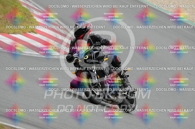 2025_09_01_PBK_41252 | Sportfotografie; SlowMotion; Video; Rennstrecke; Hafeneger; RSE; Speer; Trackday; Motorsportarena; Hockenheimring; Brno; Most; Barcelona; Valencia, Benny; Kaetzmer;