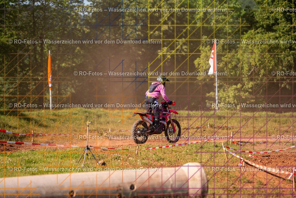 Wolfshausen 3 Lauf -1953 | Sportfotografie von RO-Fotos: Motorsport, Motocross, Enduro, Laufveranstaltungen und Triathlon. Professionelle Fotos von Sportlern und Events. - Realisiert mit Pictrs.com