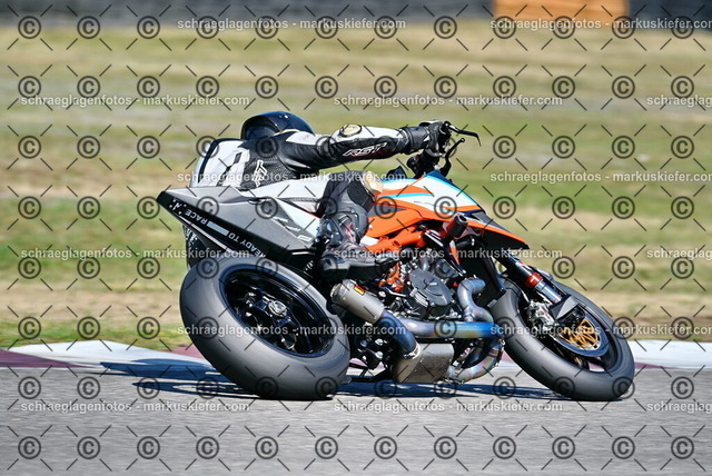 26bt04-0658 | markuskiefer.com - Realisiert mit Pictrs.com