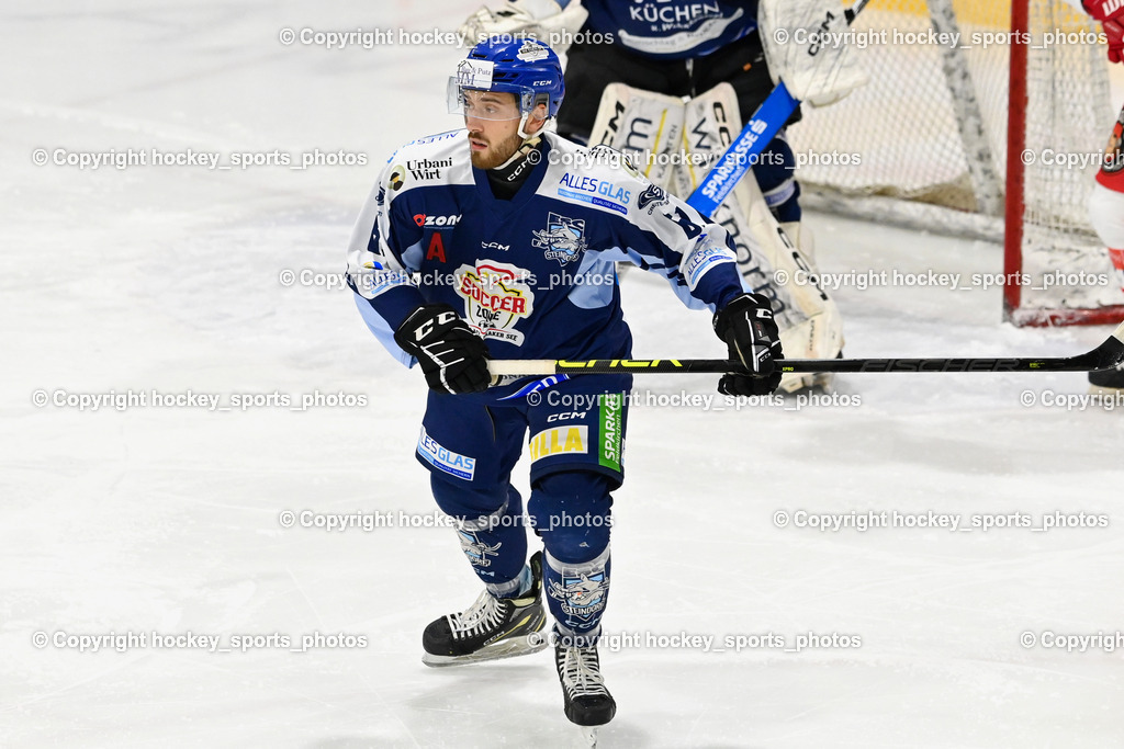 ESV Ferlach vs. ESC SOCCERZONE STEINDORF | #61 Friedrich Daniel ESC Steindorf, ESV Ferlach vs. ESC SOCCERZONE STEINDORF, ESV Ferlach vs. ESC SOCCERZONE STEINDORF am 29.11.2024 in Ferlach (Eishalle Ferlach ), Austria, (Photo by Bernd Stefan)