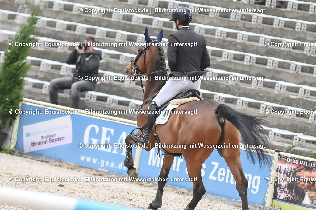 20230514_CCI4_Springen_0076 | equistock