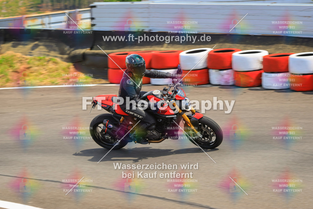 _DSK2646 | Hier findet Ihr Bilder von Touristenfahrten auf der Nürburgring Nordschleife oder von anderen Veranstaltungen die ich besucht habe. Viel Spass beim Durch Schauen 