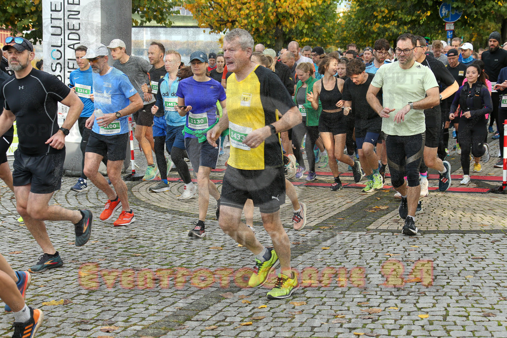 241020_0948_EX1_7135 | Sportfotografie im Rhein-Sieg Kreis, Köln, Bonn, NRW, Rheinland Pfalz, Hessen, etc. Unser Tätigkeitsfeld umfasst den Laufsport vom Volkslauf über den Marathon, Duathlon, Triathon bis zum Ultralauf wie Kölnpfad Ultra oder Schindertrail.