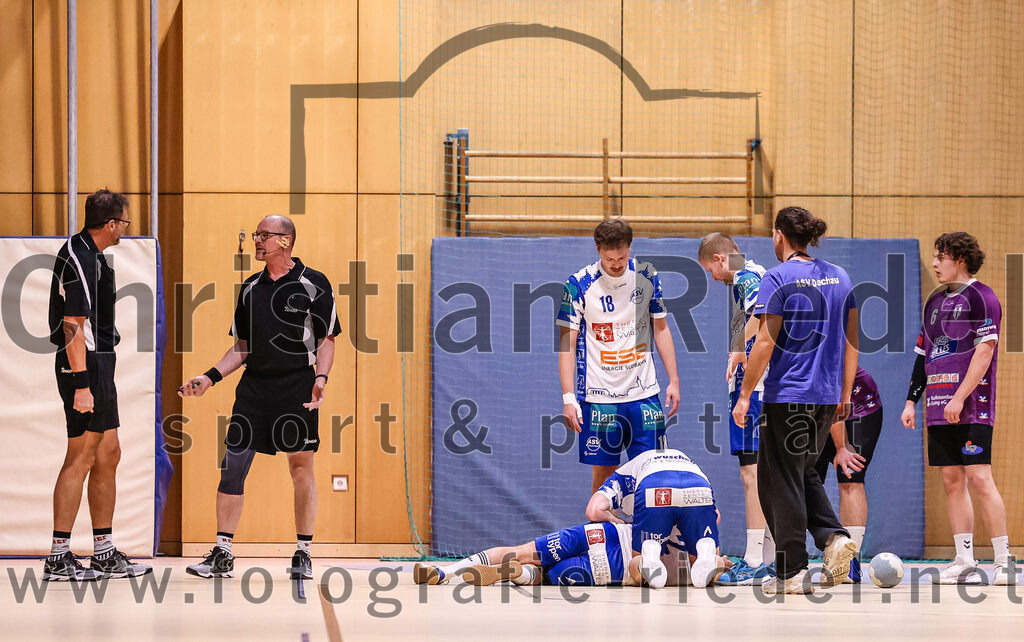 2024-11-24_027_SpVgg_Altenerding_gegen_ASV_Dachau | Erding, Deutschland, 24.11.2024:Handball, Bezirksoberliga Männer 2024 / 2025, 8. Spieltag, SpVgg Altenerding gegen ASV Dachau, Endergebnis: 30:23Moritz Deichl (ASV Dachau, #18), Quirin Westermaier (ASV Dachau)Foto: Christian Riedel / fotografie-riedel.net