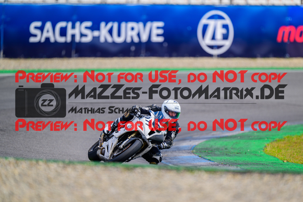 MaZZes_FotoMatrix_240615_6007705_1849 | ROT