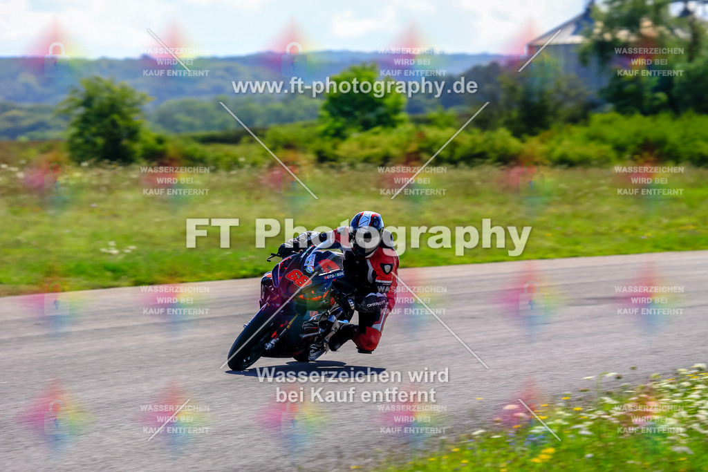 _OUR5574 | Hier findet Ihr Bilder von Touristenfahrten auf der Nürburgring Nordschleife oder von anderen Veranstaltungen die ich besucht habe. Viel Spass beim Durch Schauen 