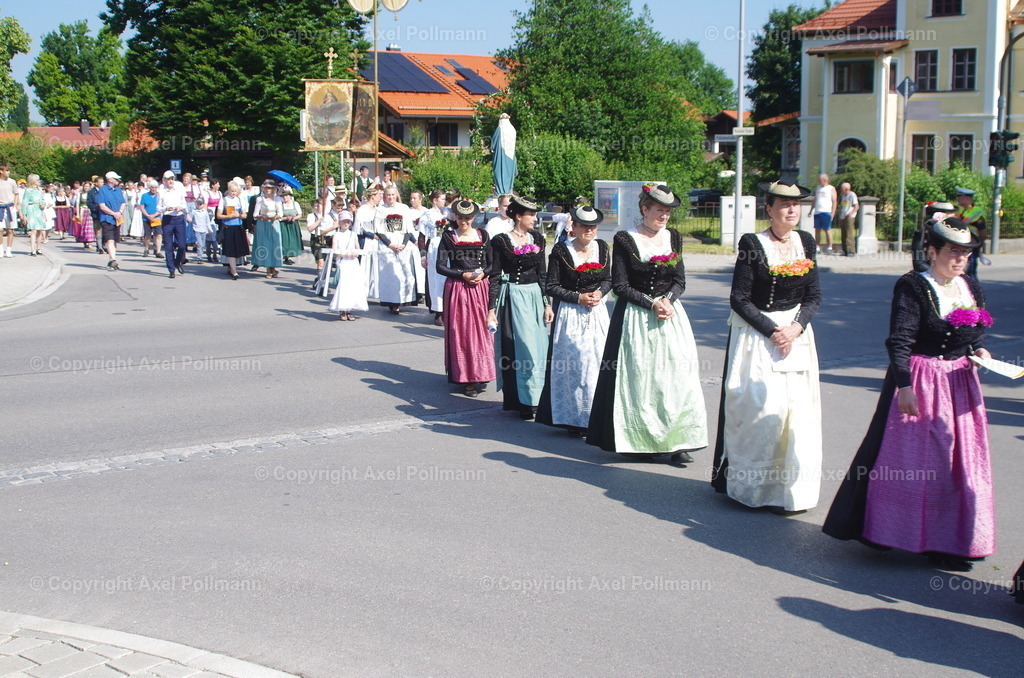 IMGP3340 | fotografiert von Axel PollmannLeonhardi Wallfahrt Benediktbeuern und Murnau, Fronleichnam, Fasching, Landschaft im Loisachtal und Benediktbeuern  - Realisiert mit Pictrs.com