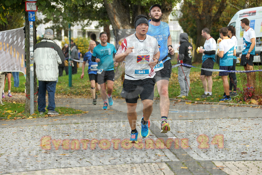 241020_1012_EX1_8159 | Sportfotografie im Rhein-Sieg Kreis, Köln, Bonn, NRW, Rheinland Pfalz, Hessen, etc. Unser Tätigkeitsfeld umfasst den Laufsport vom Volkslauf über den Marathon, Duathlon, Triathon bis zum Ultralauf wie Kölnpfad Ultra oder Schindertrail.