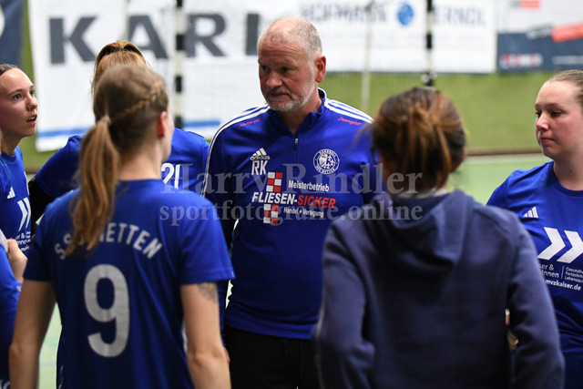 SSG Metten :  TSV Schleißheim II  33:18 | Robert Kraus (Trainer SSG Damen) - Realisiert mit Pictrs.com