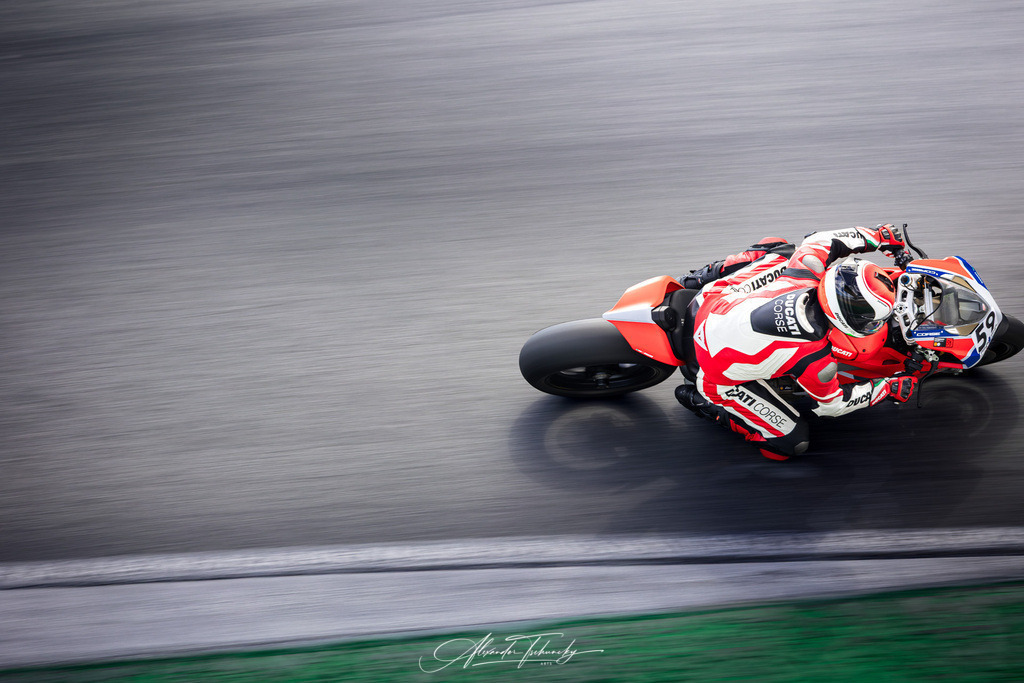 Ducati Trackday Hockenheimring 2026 | Entdecken Sie die faszinierende Welt von Alexander Tschuncky Arts: Kreative Fotografie, atemberaubende Automobilkunst und hochwertiger Bilderdruck. Lassen Sie sich inspirieren! - Realisiert mit Pictrs.com