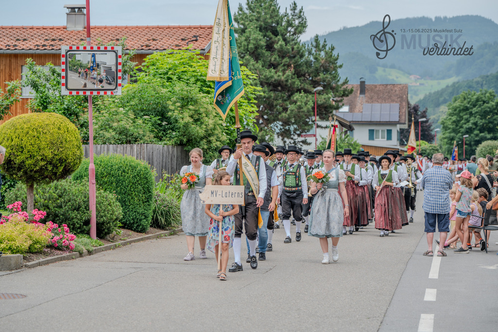 DSC_5727 | "Fussifoto.com – Ihr Ansprechpartner für hochwertige Fotografie! Entdecken Sie kreative Bilder und professionelle Dienstleistungen. Kontaktieren Sie uns für Ihre Projekte!"