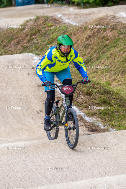 BayBMX2026-05394 | Fotogalerie von Thomas Dettweiler mit Eventbildern und lizenzfreien Fotos. Perfekt als Wandbild, für Büro, Website oder private Nutzung. - Realisiert mit Pictrs.com