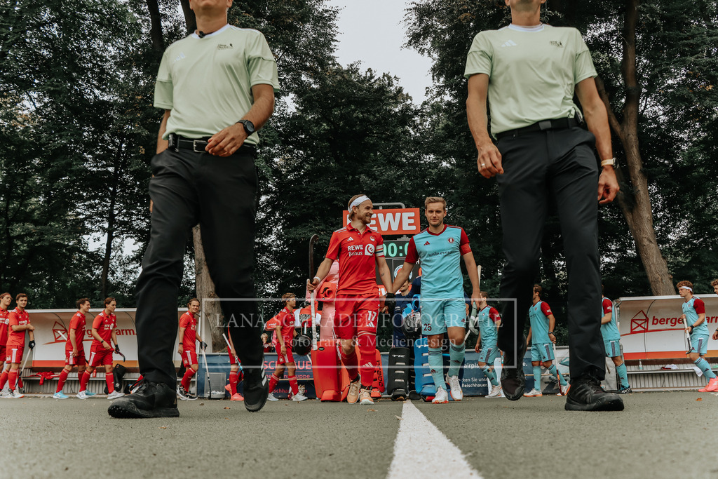 Herren_Bundesliga_02_F_RWK-UHC_21.09.25_Köln (90 von 471) | lanaschraderfotografie - Realisiert mit Pictrs.com