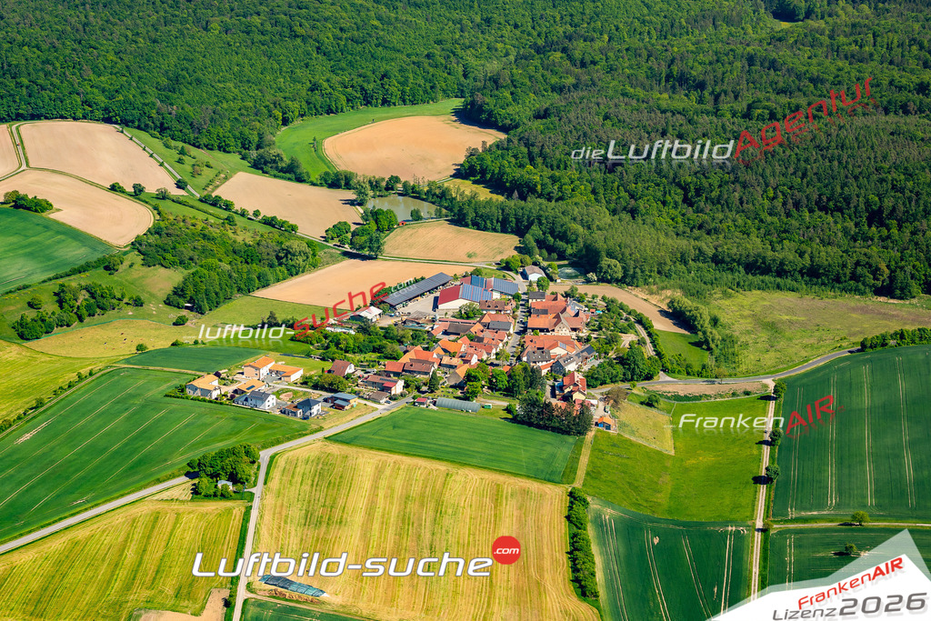 Bischofsheim Zeil am Main Bild- Das Luftbild wurde 2025 vom UL-Flugzeug heraus erstellt ( keine Drohnen Bilder! ) - Hochauflösende Luftaufnahme -Nicht vergleichbar mit Google Maps oder Satelittenbilder- Die Geschenkidee !Mit Lizenz und Bildrechte bestellbar