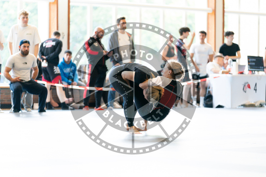 20240608PBB01331 | Fighters compete during the ILLCS VII summer edition luta livre competition in Hannover, Germany, on June 8, 2024.