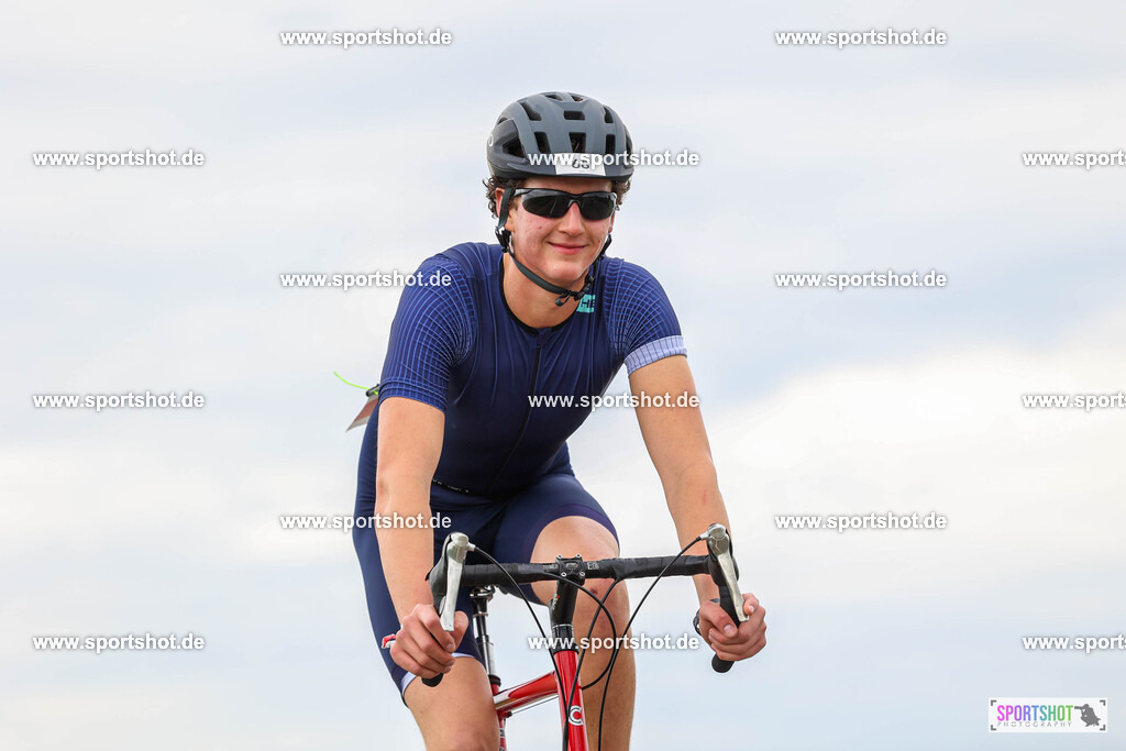 BR8A5933 | Stadttriathlon Erding 2025. #yourpictrs #sportshot_your_pictrs @Sportshotphotography #stadttriathlonerding Copyright: www.sportshot.de