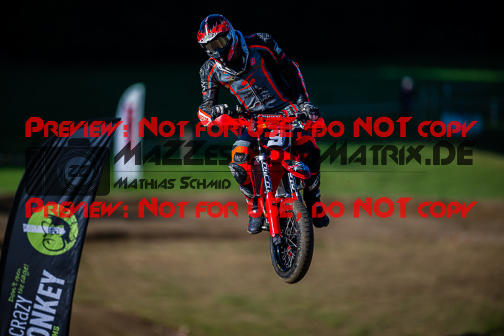 MaZZes_FotoMatrix_220903_9343 | S3