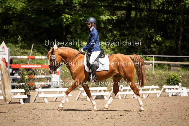Bad_Meinberg_04726 | saradresslerfotografie - Realisiert mit Pictrs.com
