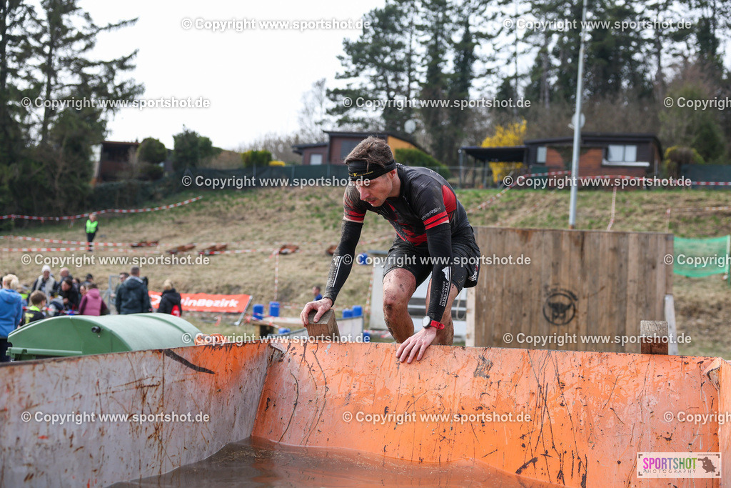 LUR_2854 | Rund um das Thema Sport-Event-Fotografie & individuelle Teilnehmerfotos. Jeder Teilnehmer wird fotografiert.