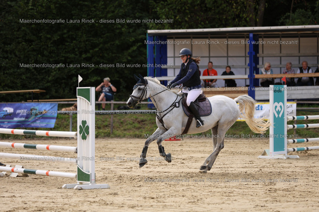 HG9A9192 | laurarinckfotografie - Realisiert mit Pictrs.com