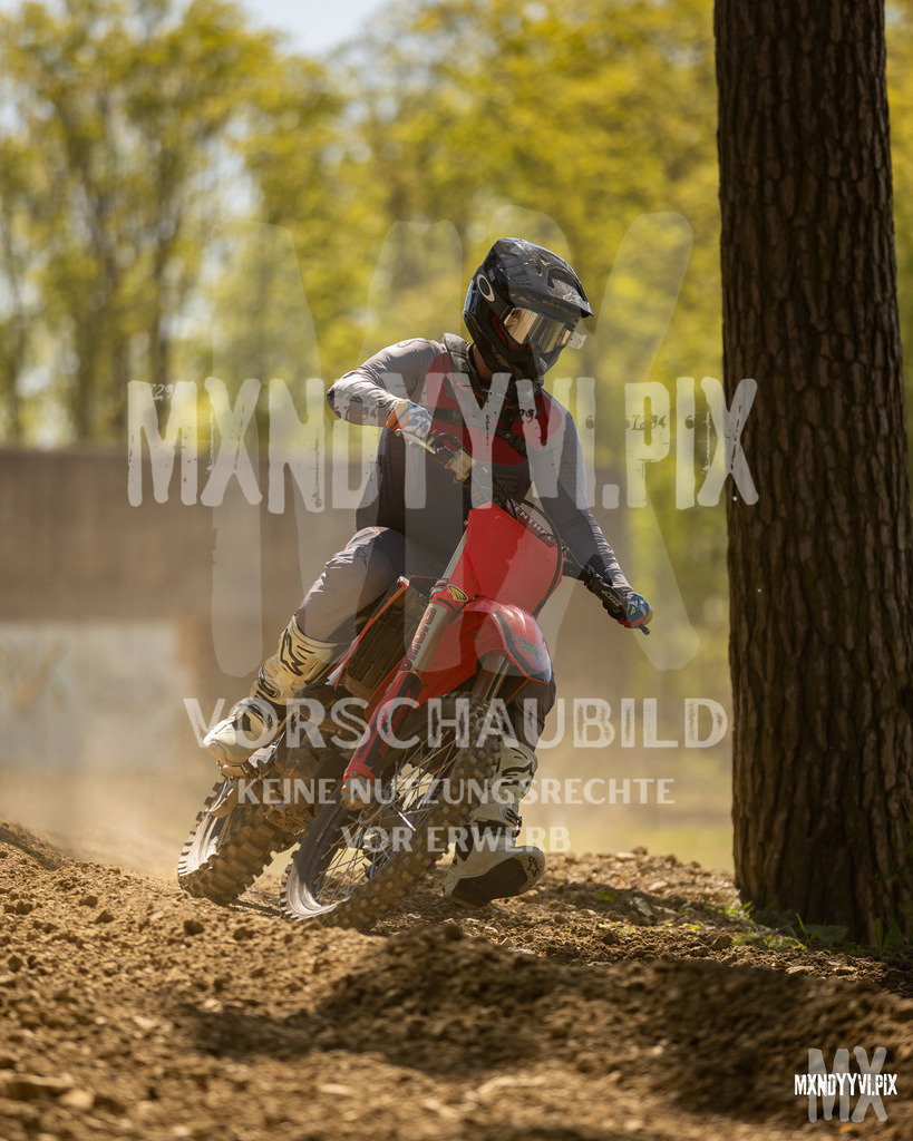 866A4871 | mxndyyvipix