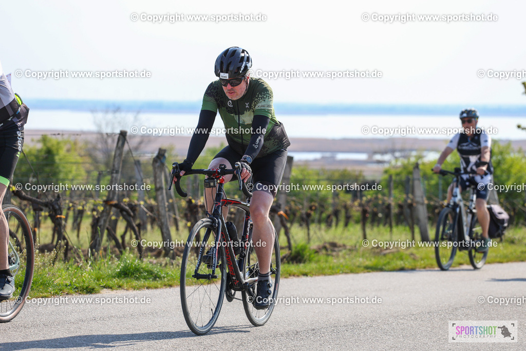 IMG_2053 | @sportshot_your_pictrs #yourpictures#roadtowm2029 #nrm #neusiedlerseeradmarathon #neusiedlersee #neusiedlerseetourismus #burgenland #mörbisch #nrm26 #burgenlandtourismus #voglundco #poweredbyburgenlandtourismus #radsport #rad #marathon #ucigranfondo #visitburgenland #ucigranfondoworldseries