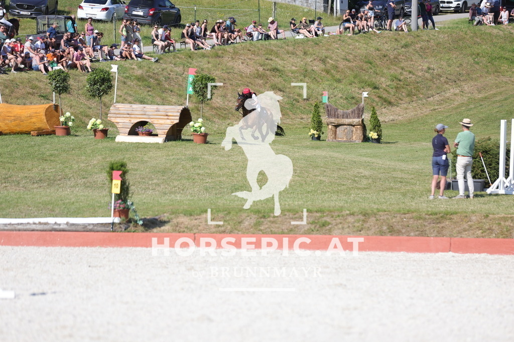 0P6A6411 | Willkommen bei Brunnmayr - Design & Fotografie – Ihrem Spezialisten für Reitturniere und Pferdeveranstaltungen in Oberösterreich, Salzburg und Bayern! Seit über 17 Jahren sind wir leidenschaftlich dabei.