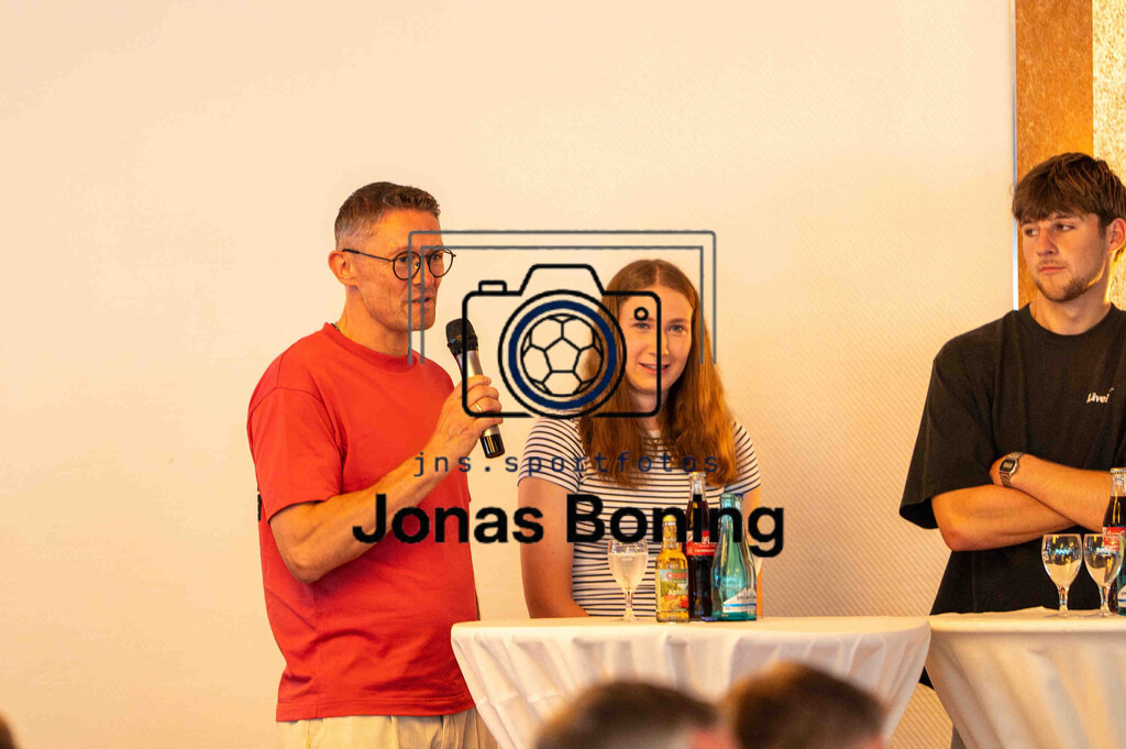 Fußball I E-Junioren I Saison 2025-2026 I OM-Cup Lüsche I Sonntag  I 23253 | jns.sportfotos - Realisiert mit Pictrs.com