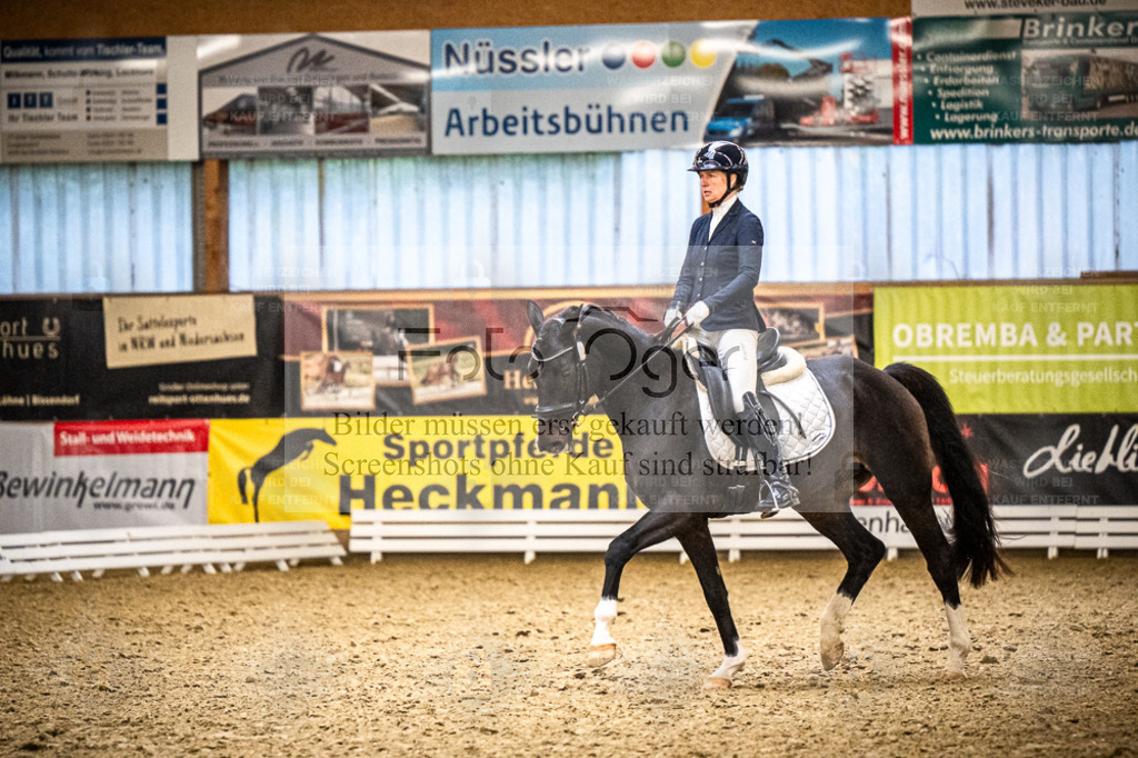 DOS_0285 | Entdecke hochwertige Reitturnierfotos von Foto Oger. Professionell, emotional und authentisch – jetzt Lieblingsmomente im Shop bestellen. - Realisiert mit Pictrs.com