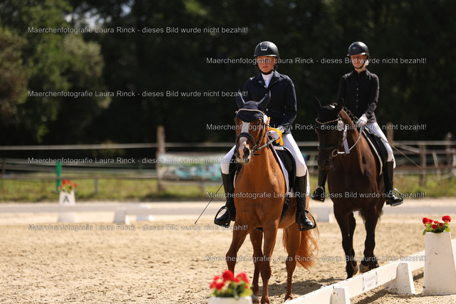 HG9A2288 | laurarinckfotografie - Realisiert mit Pictrs.com