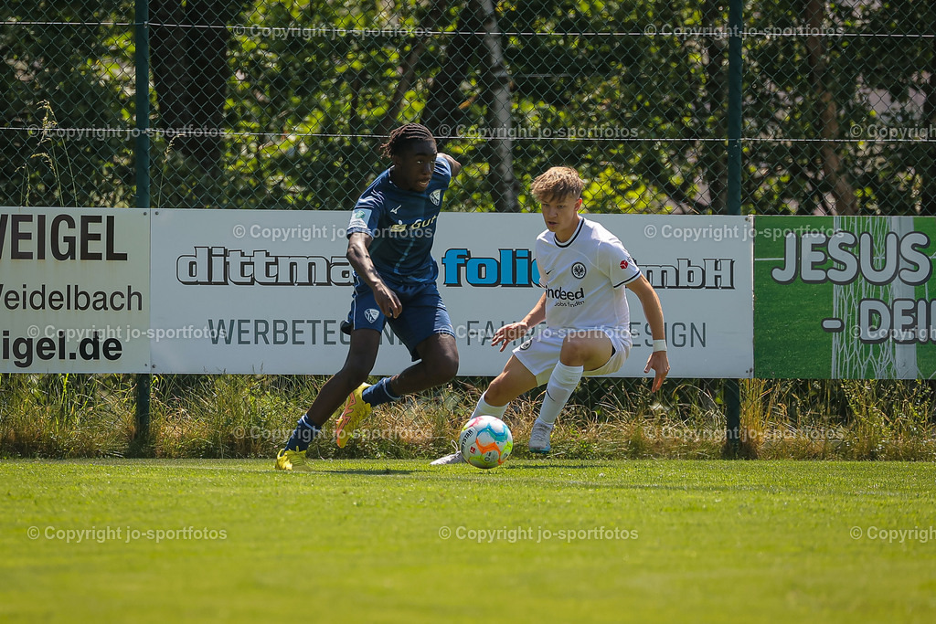 BQ3I4231 | 17.06.2023; Testspiel; Rasenplatz Offdilln; VfL Bochum U17 - Eintracht Frankfurt U17; Ergebnis: 3:1 (1:1)