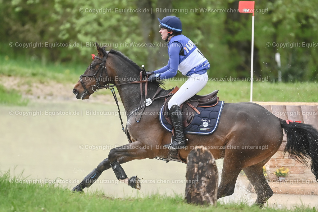 20230513_CCI4_Gelände_0125 | equistock