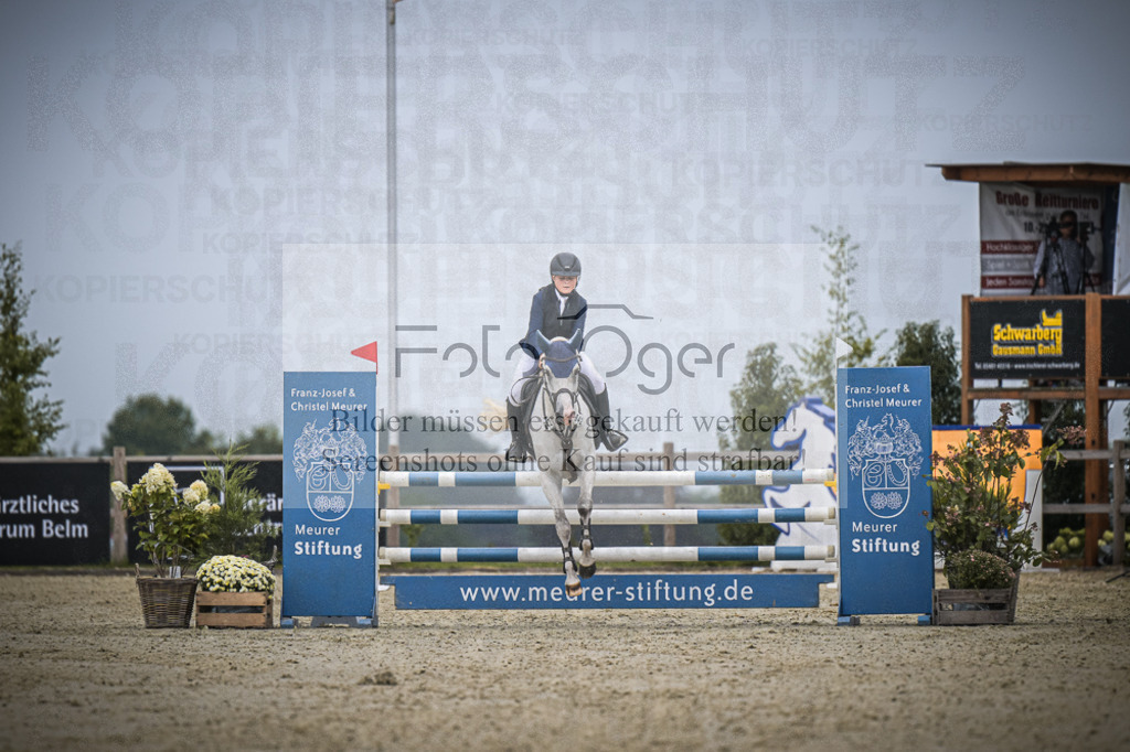 DOS_0669 | Entdecke hochwertige Reitturnierfotos von Foto Oger. Professionell, emotional und authentisch – jetzt Lieblingsmomente im Shop bestellen.Deutschlandweite Turnierfotografie. - Realisiert mit Pictrs.com