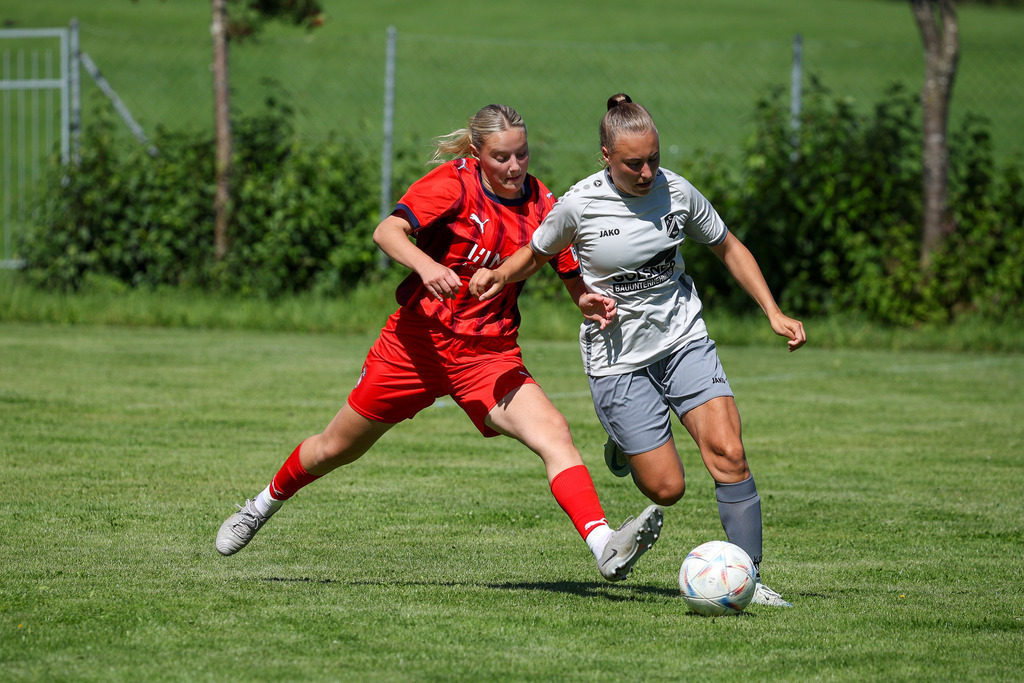 Fußball I FRAUEN I Saison 2025-2026 I Freundschaftsspiel I FC Loppenhausen - 1FC Heidenheim 1846 II I_250831_0576 | Fotopresso – Sportfotografie in Heidenheim & Umgebung. Professionelle Sportfotografie für unvergessliche Momente. Dynamische Action-Shots, emotionale Szenen & hochwertige Bilder. - Realisiert mit Pictrs.com