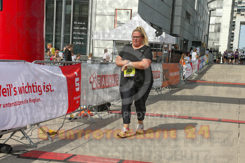 250920_1349_EX1_6802 | Sportfotografie im Rhein-Sieg Kreis, Köln, Bonn, NRW, Rheinland Pfalz, Hessen, etc. Unser Tätigkeitsfeld umfasst den Laufsport vom Volkslauf über den Marathon, Duathlon, Triathon bis zum Ultralauf wie Kölnpfad Ultra oder Schindertrail.